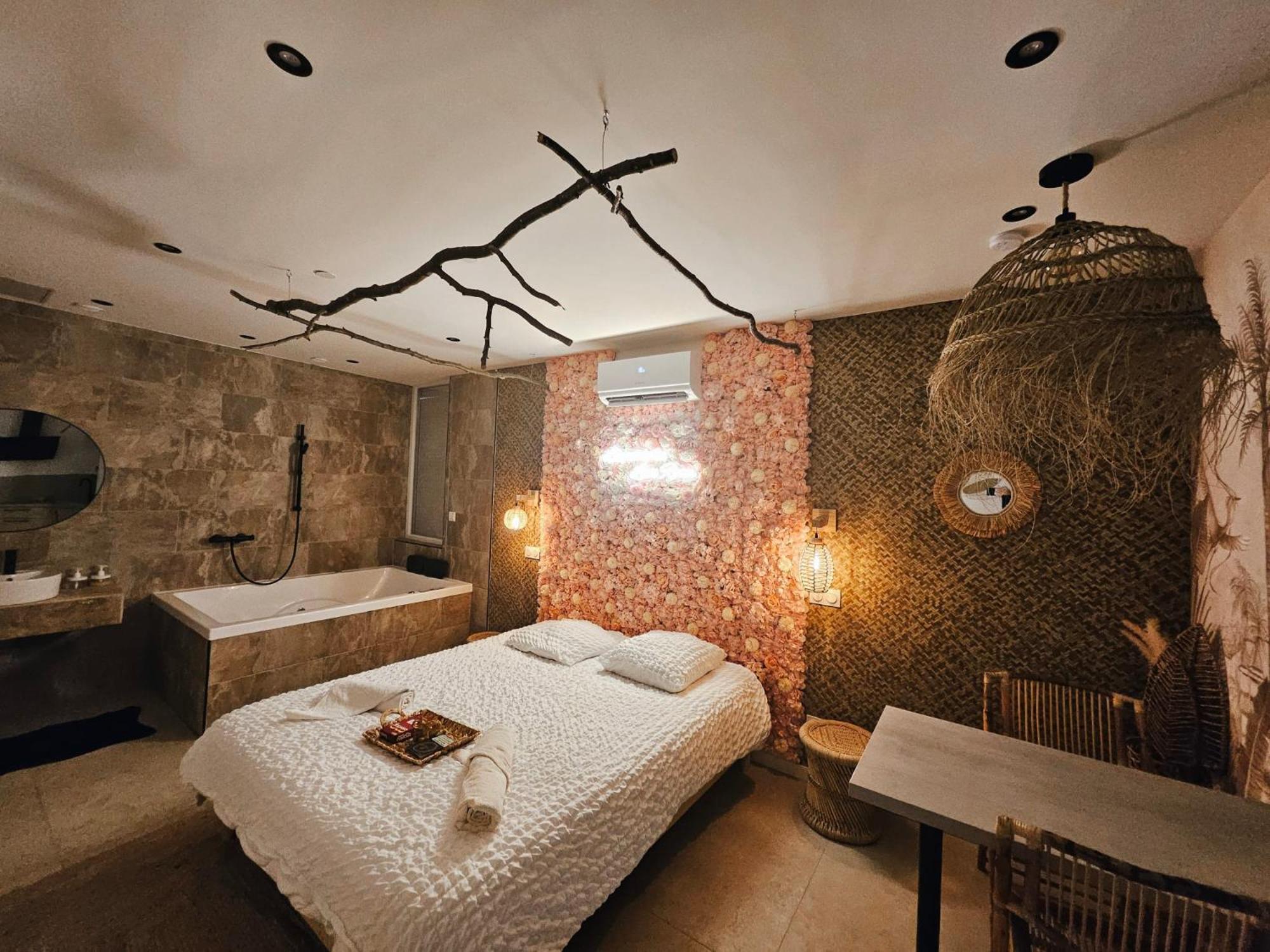 L'Experience Love Room Saint-Jean-Bonnefonds 외부 사진